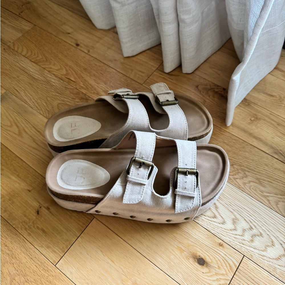Women’s just fab platform sandals